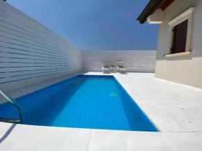Maremonti Hill Pool Noto